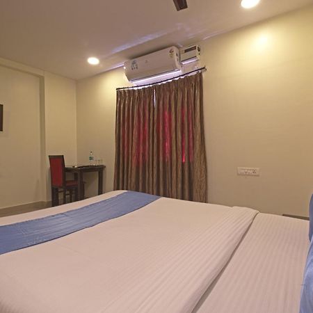 Hotel Ns Royal Emirates With 3Hr Early Check In Hyderabad Exterior foto